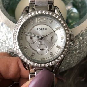 Fossil watch in great condition.